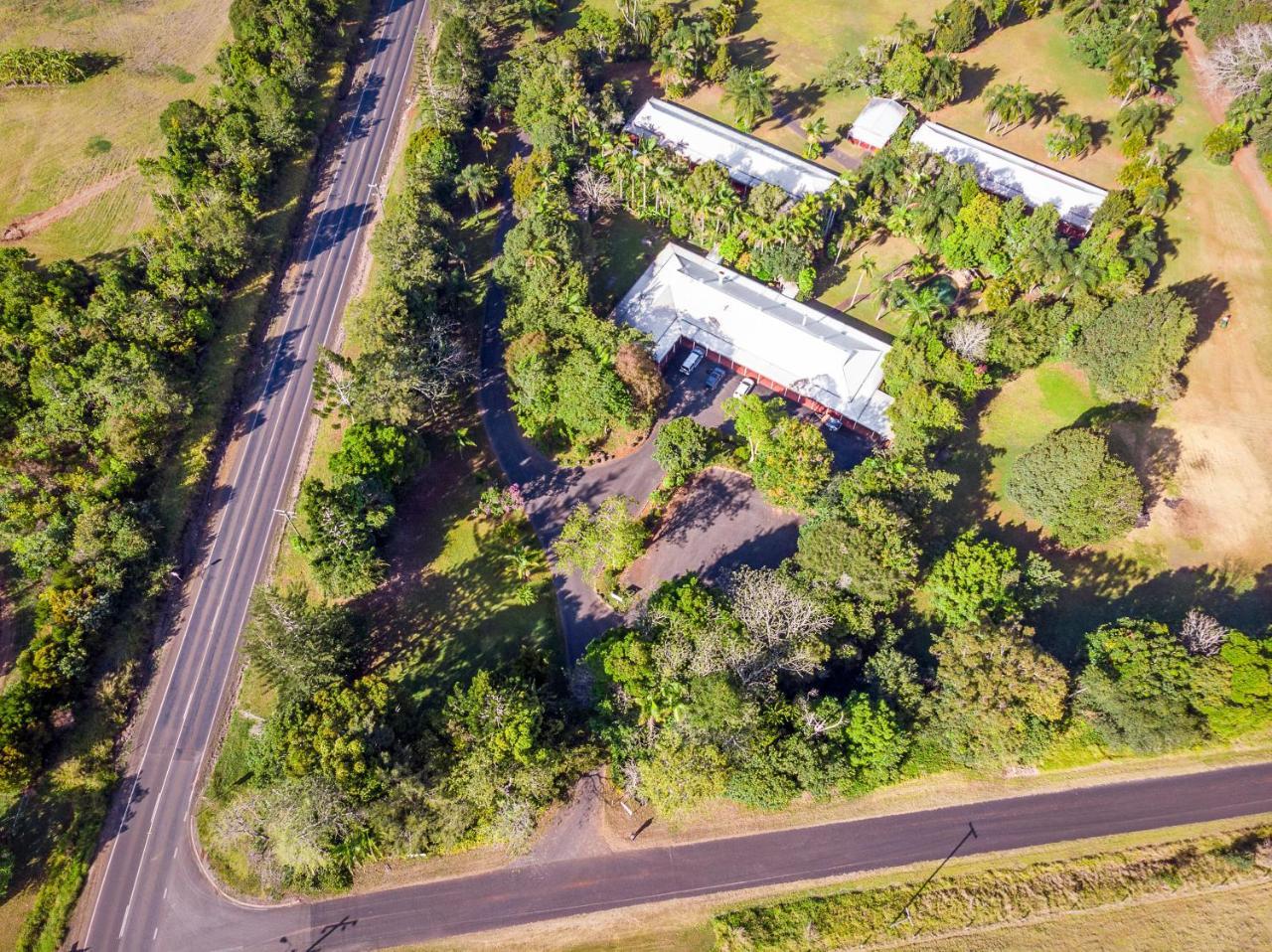 Malanda Lodge Exterior photo